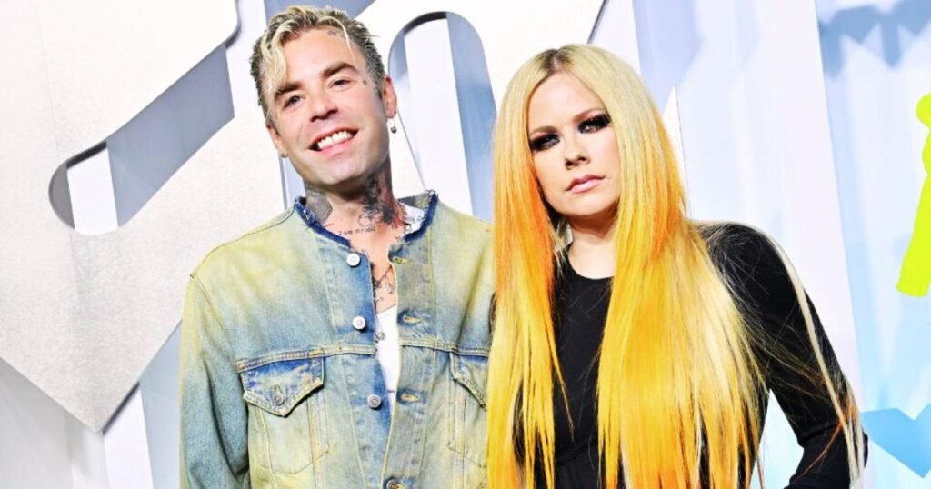 Avril Lavigne Lavigne, Mod Sun Break Up