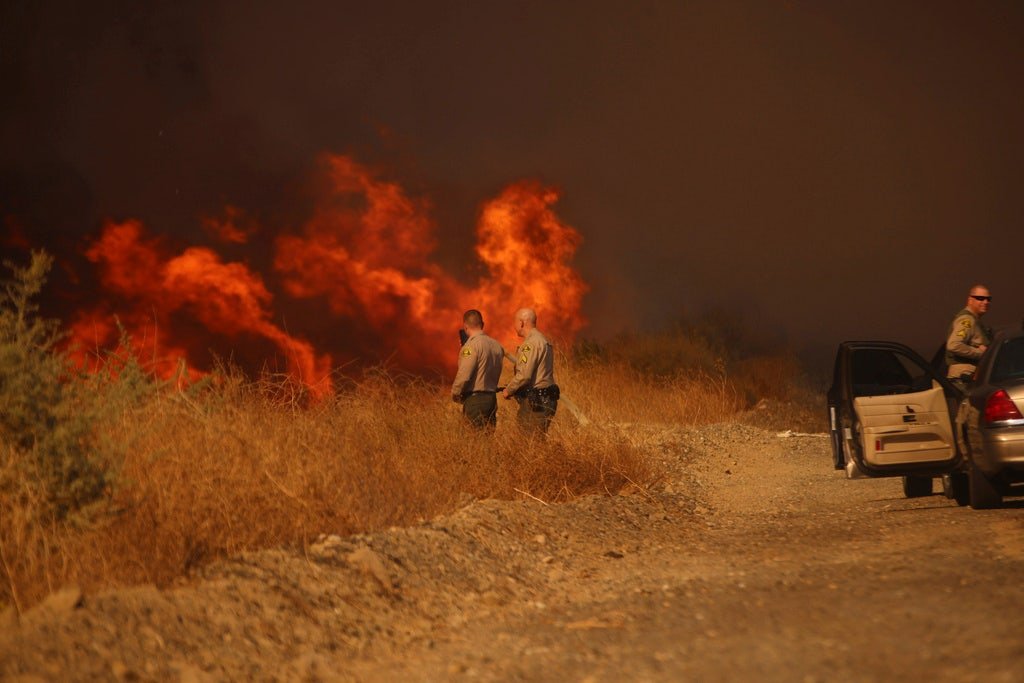 Hughes Fire forces partial evacuation of 5,000+ person Los Angeles jail