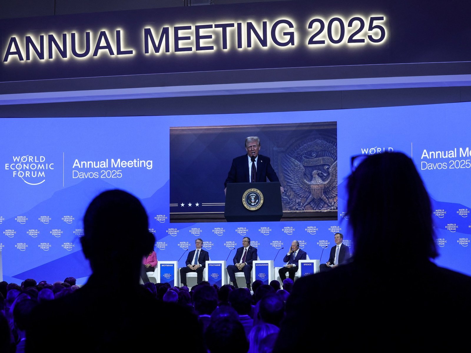 US President Trump threatens tariffs at 2025 Davos World Economic Forum | Donald Trump News