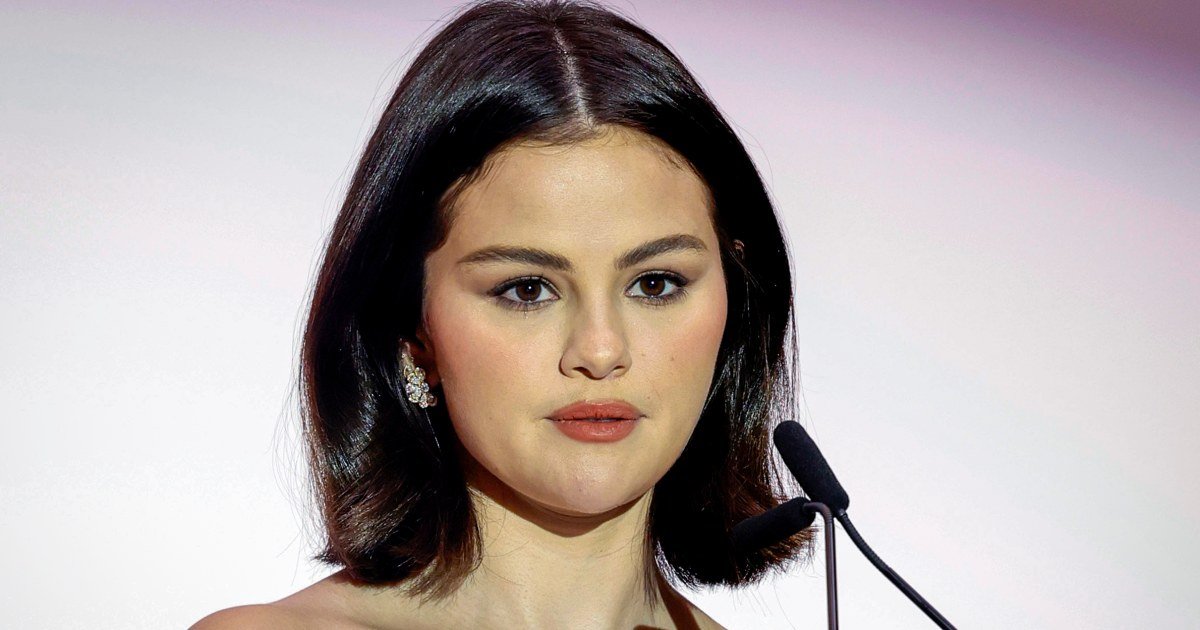 Selena Gomez reacts to politician who said she should be deported after video of her crying amid ICE raids