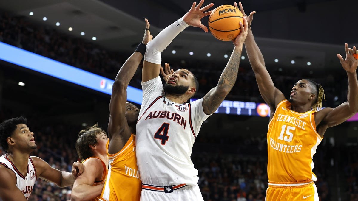 Auburn, Duke leads rankings after wild week