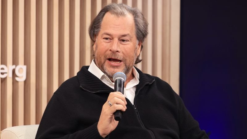 Davos: Salesforce CEO Marc Benioff says today’s CEOs are the last to manage all-human workforces