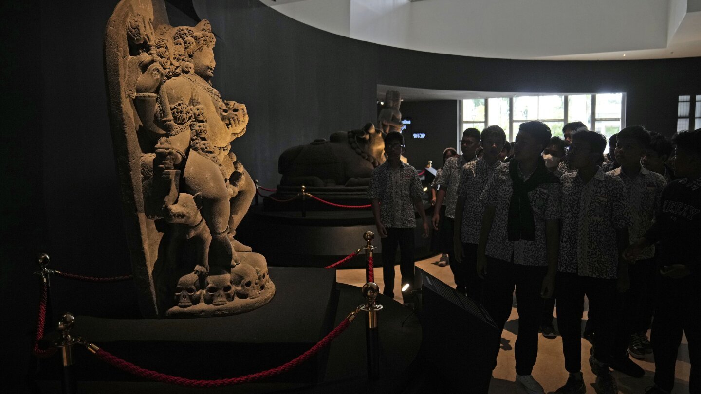 Indonesia showcases returned artifacts it had sought for decades from the Netherlands