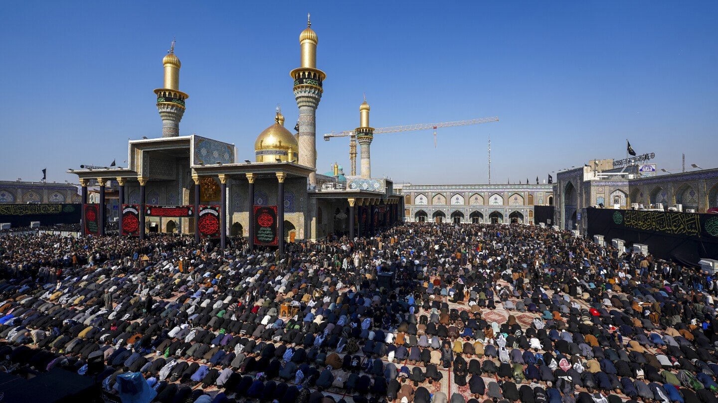 Shiite pilgrims make annual pilgrimage in Iraq amid regional upheaval