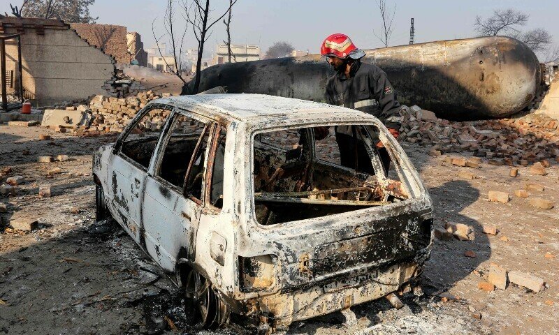 Six dead, 38 injured in Multan LPG bowser blast: police - Pakistan