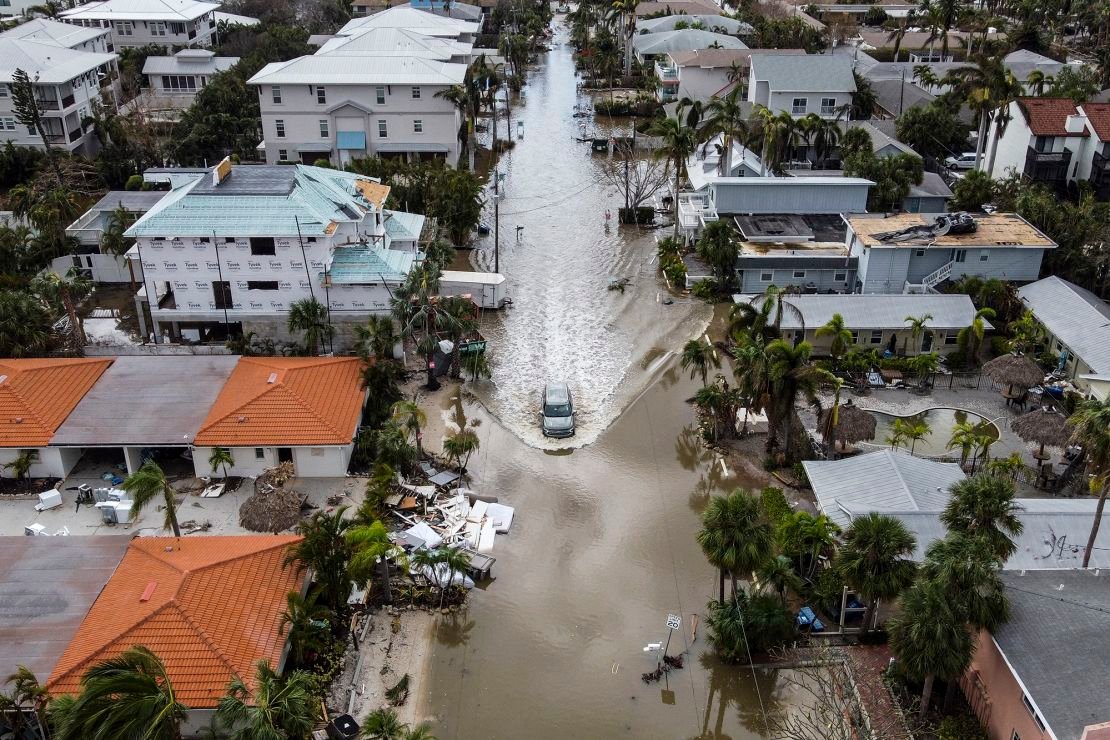 On October 10, 2024, after Hurricane Milton in the Florida city of Systea.