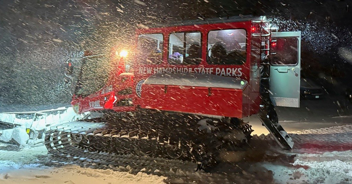 Freezing hikers stuck in waist-deep snow rescued during Mount Washington whiteout