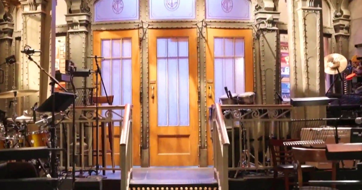 Take a tour of Studio 8H, the legendary home of 'SNL'