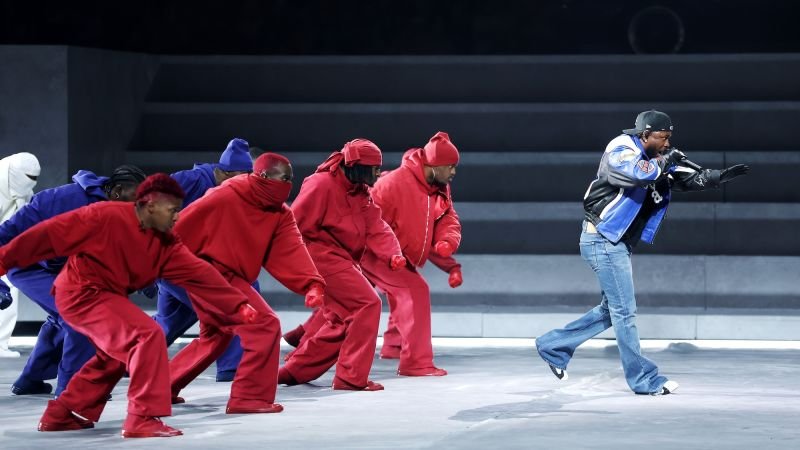 Kendrick Lamar’s Super Bowl pants signal the return of flares