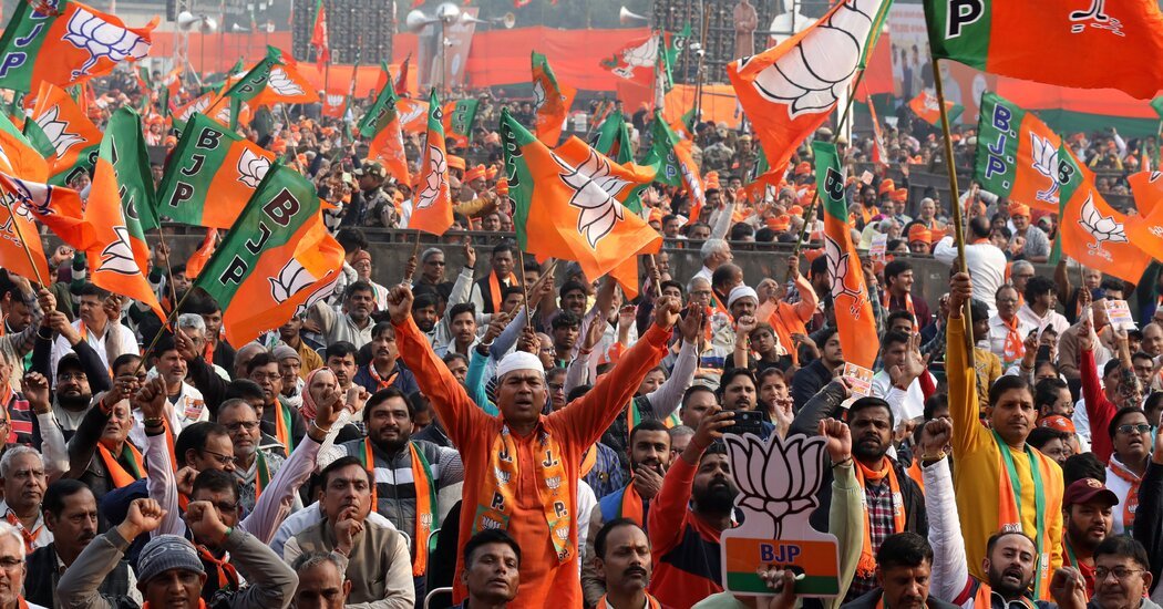 Modi’s BJP Leads in Elections in Delhi Region