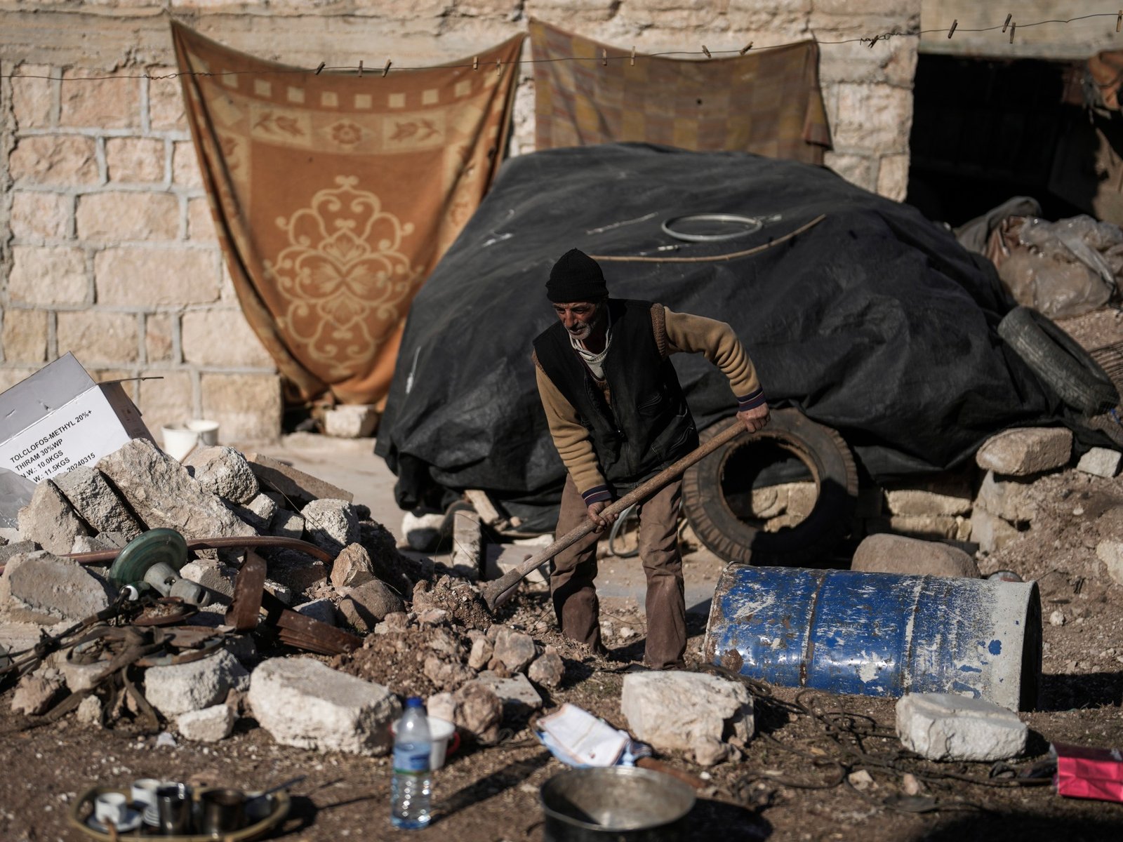 Returning home to Tal Rifaat, Syrians find ruins and rubble | Syria's War News