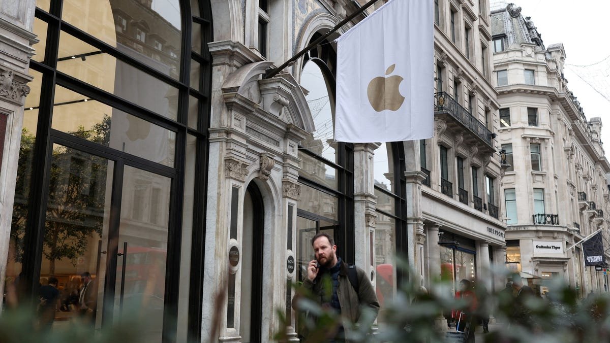 UK orders Apple to open access to encrypted data, report says