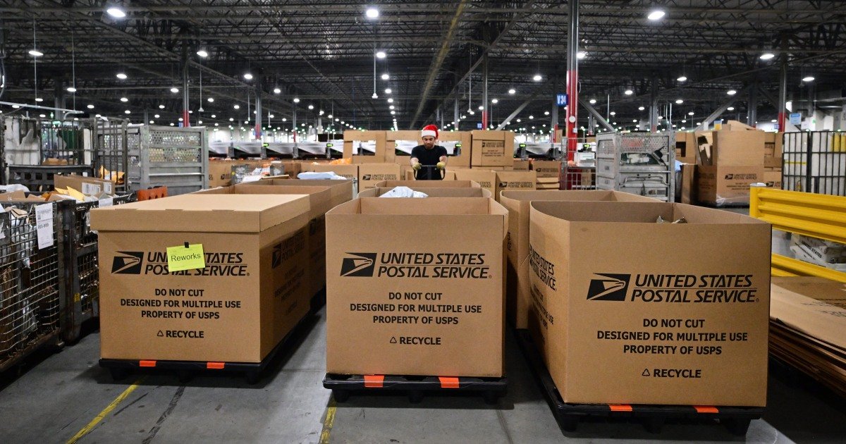 USPS suspends some inbound packages from China, Hong Kong