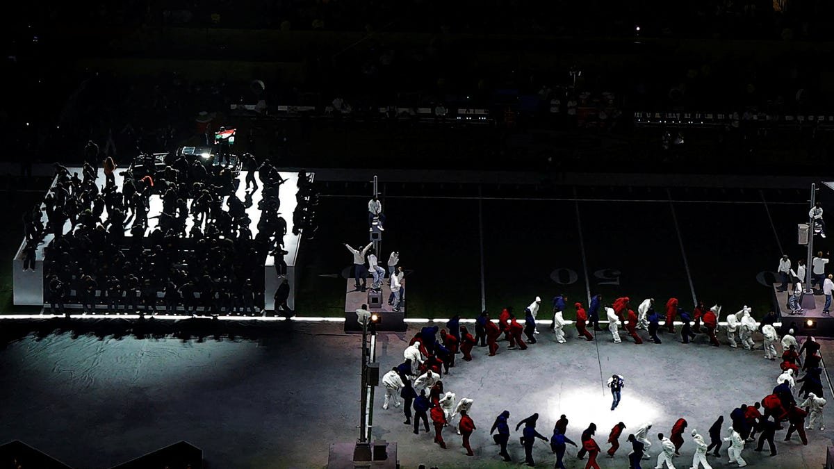 Why a Super Bowl performer held up Palestinian-Sudanese flag