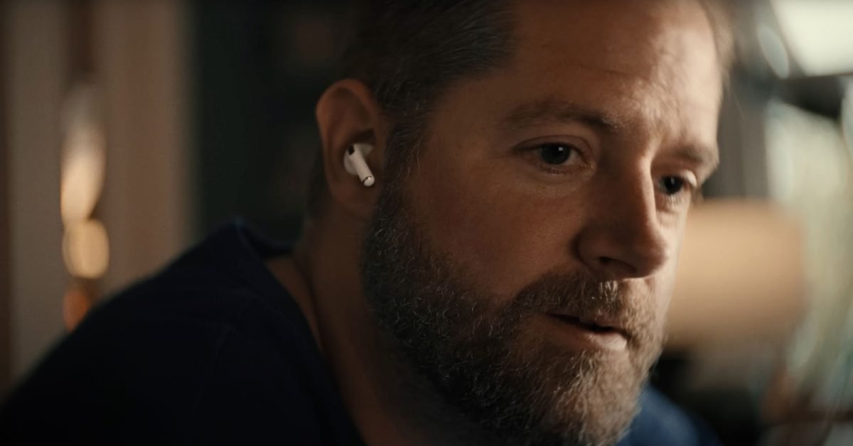 Apple working on live translation feature for AirPods with iOS 19