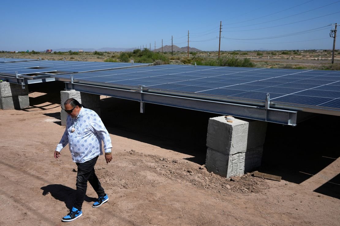 Government Stephen Rowe Lewis has taken advantage of the abundance of water from the Gilal tribe to help Arizona and others in an important time, making its tribe a power player in the region.