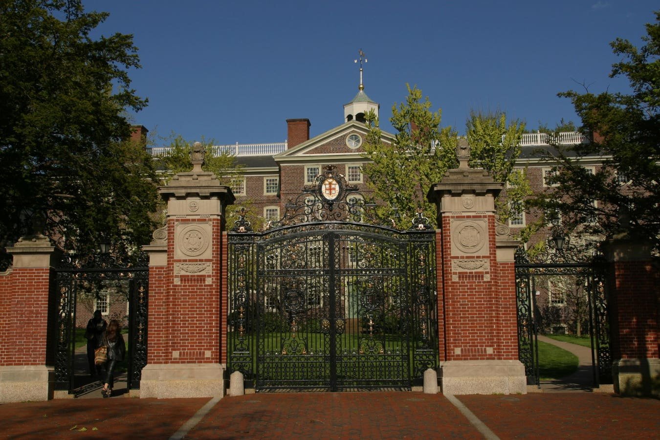 Brown University Advises International Students To Postpone Travel Amid Uncertainty