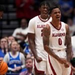 College basketball scores, live updates: Alabama vs. Florida, Michigan vs. Maryland and more