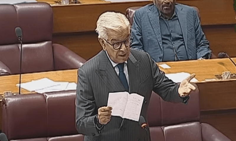 Defence Minister Khawaja Asif speaks on Jaffar Express hijacking - Pakistan