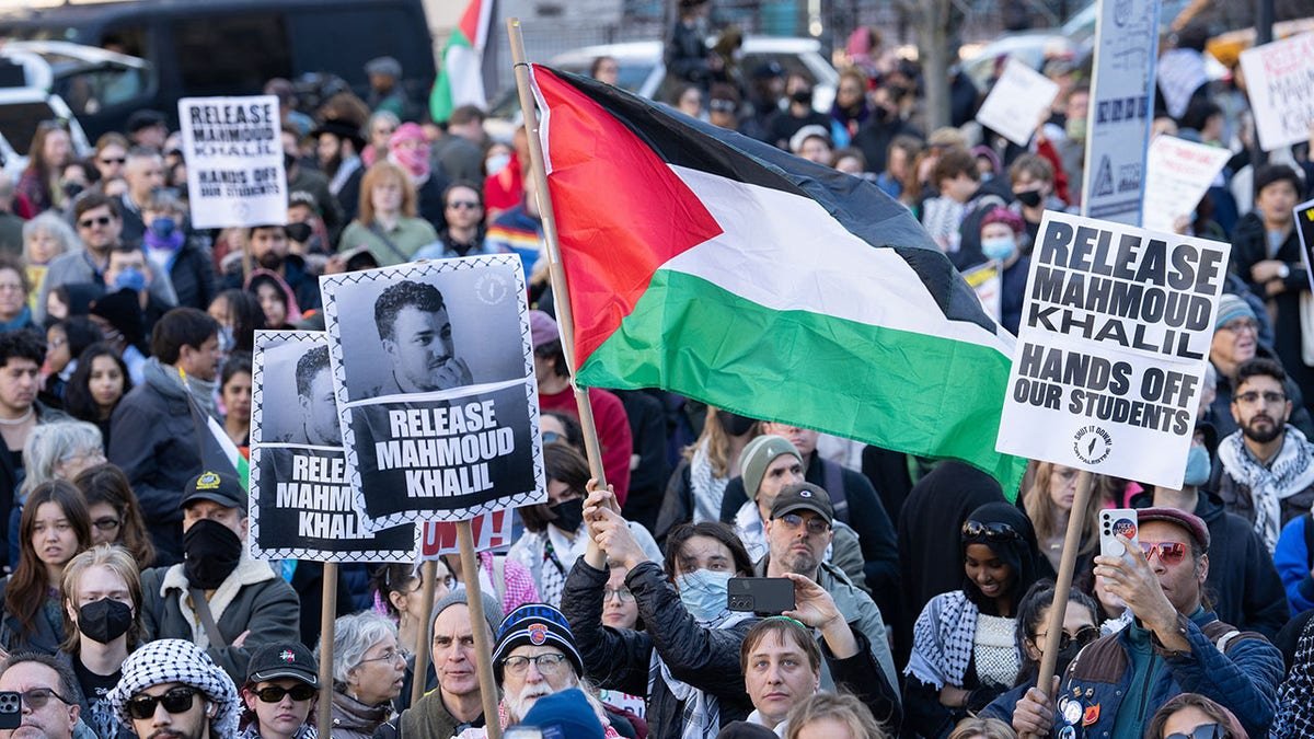 Khalil's supporters protest in New York City