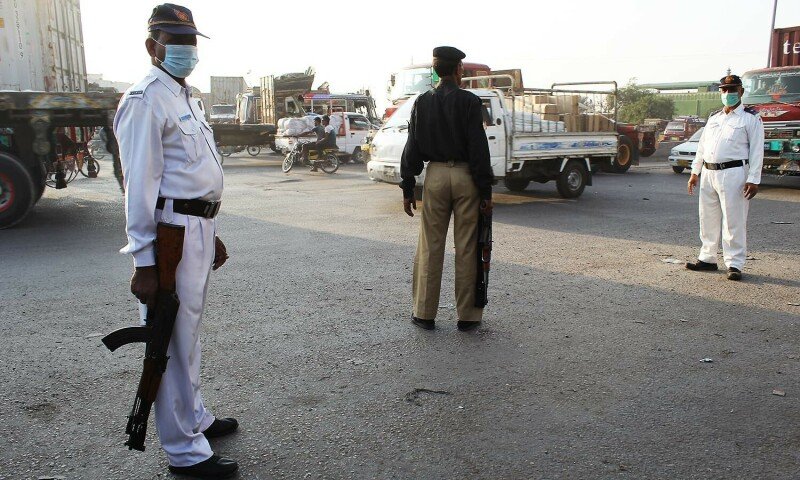 Karachi police chief forms team to analyse rise in traffic accidents - Pakistan