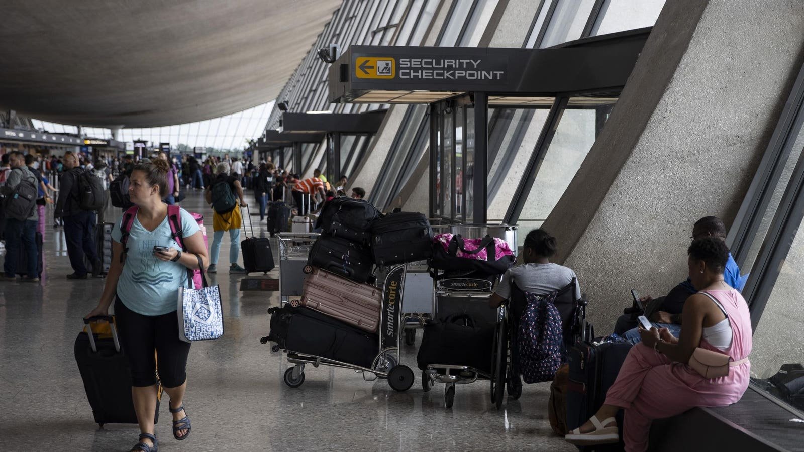 Maryland Health Officials Announce New Case, Warn Washington Dulles Airport Visitors May Be Exposed