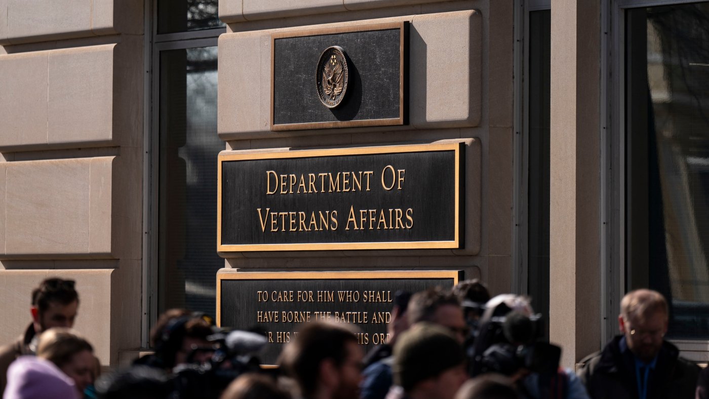 Mental health care from Veterans Affairs is shaken by Trump's policies, sources say : Shots