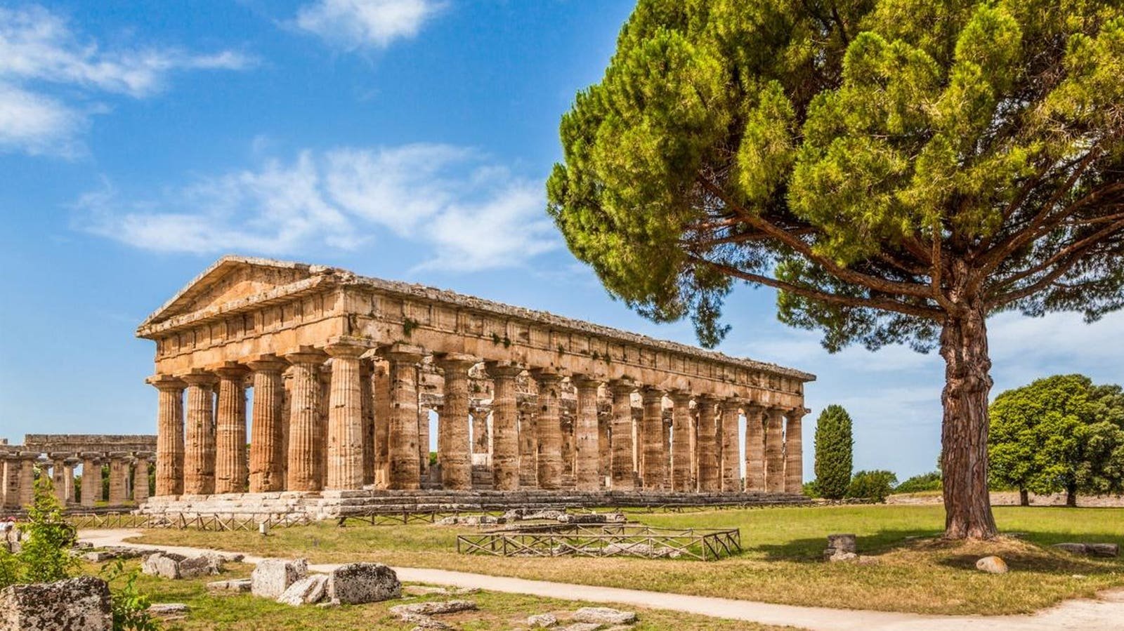 Travel For Three Days To Pompeii, Paestum And Positano In Italy