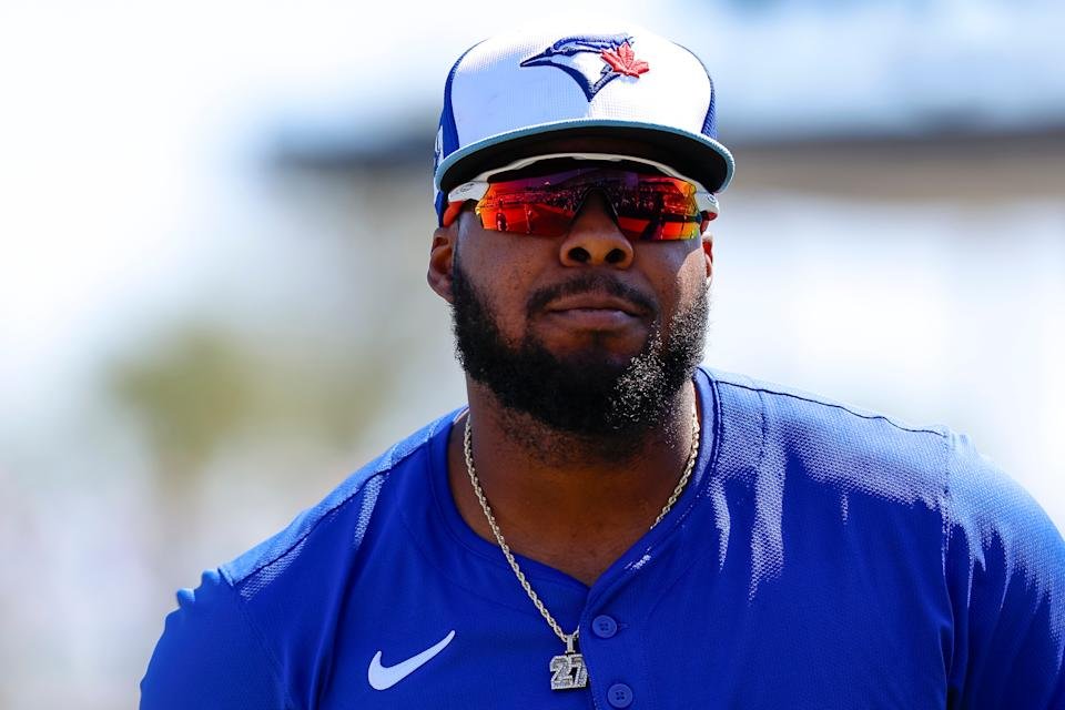 Deniden, Florida - February 28: Toronto Blue Jes's Vladimir Gorroo Junior was running on February 28, 2025 in Florida, February 28, 2025, before the Bihar training game against Detroit Tigers in TD Balpark. (Photo Brandon Slaughter/Getty Images)